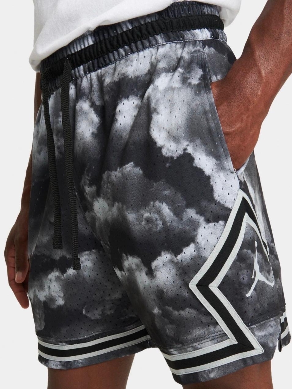 Jordan Men's Black & Gray Cloud-Print Athletic Shorts XL